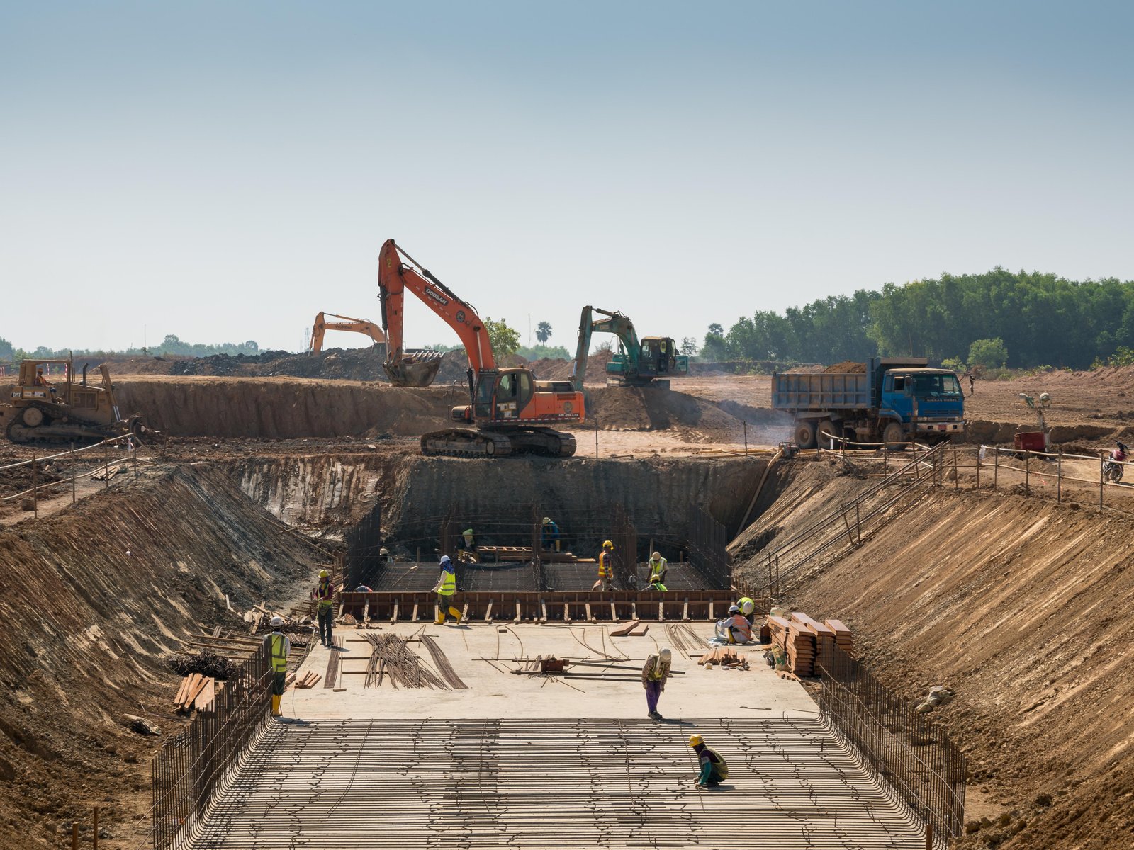 CONSTRUCTION